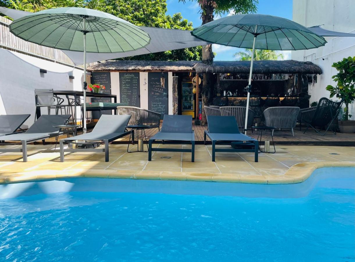 Cosy Guest House Sous Le Badamier Grand Baie Exterior foto